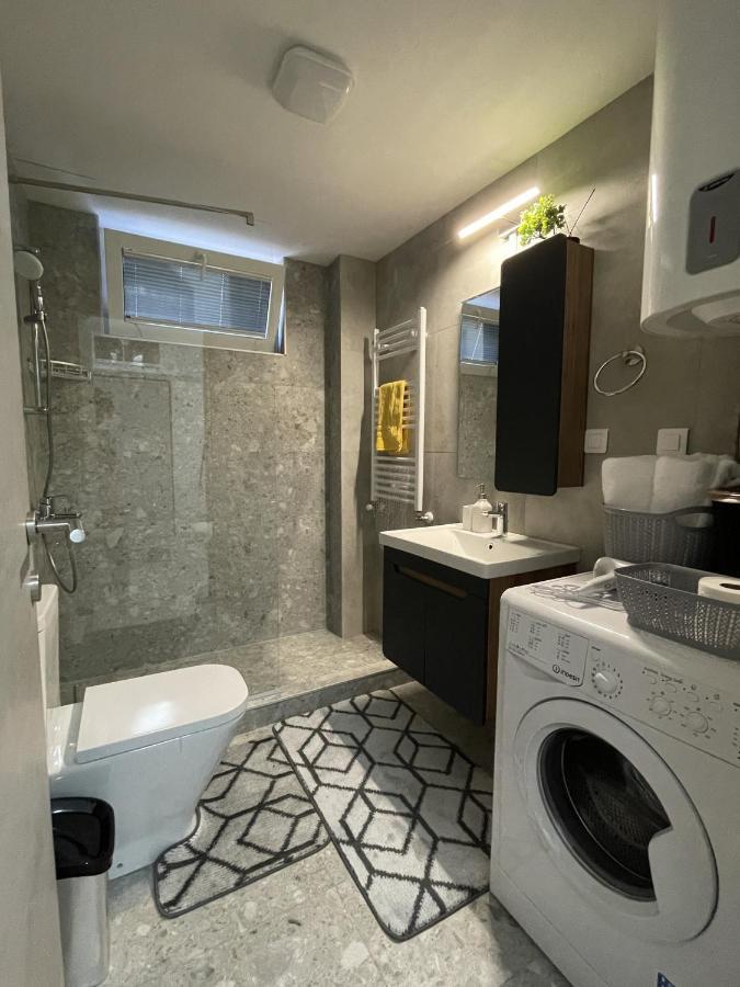 Roosevelt Apartment Skopje Luaran gambar