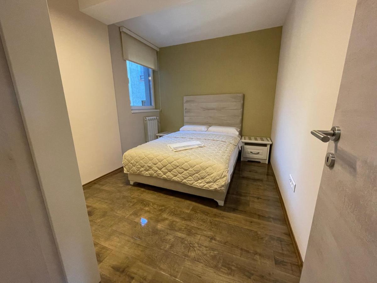 Roosevelt Apartment Skopje Luaran gambar